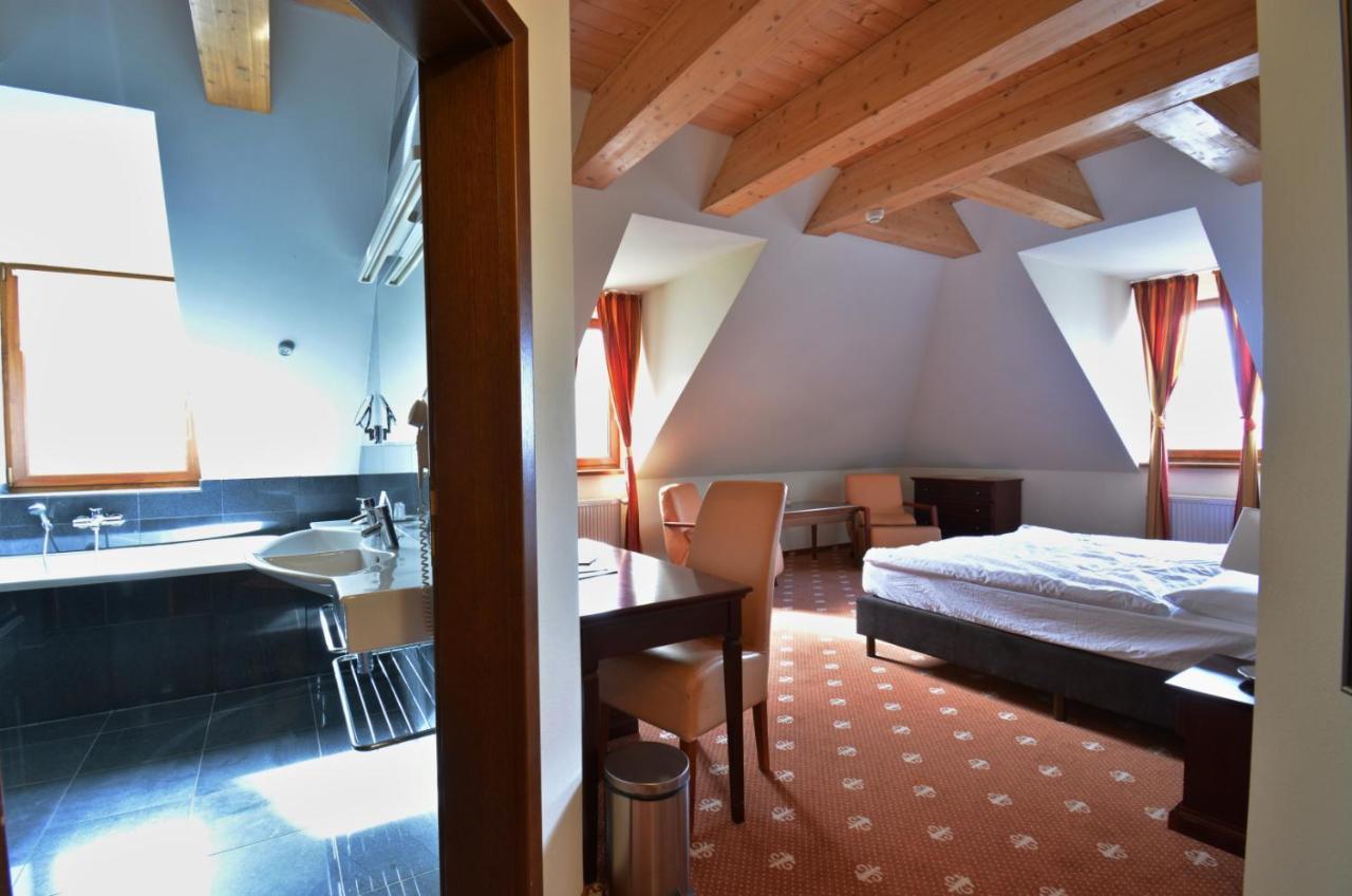 Hotel Hradna Brana Μπρατισλάβα Εξωτερικό φωτογραφία