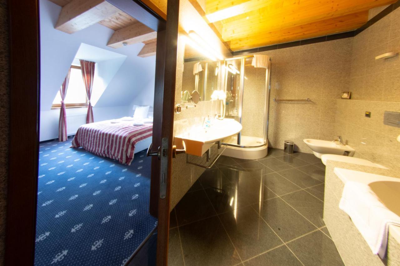 Hotel Hradna Brana Μπρατισλάβα Εξωτερικό φωτογραφία